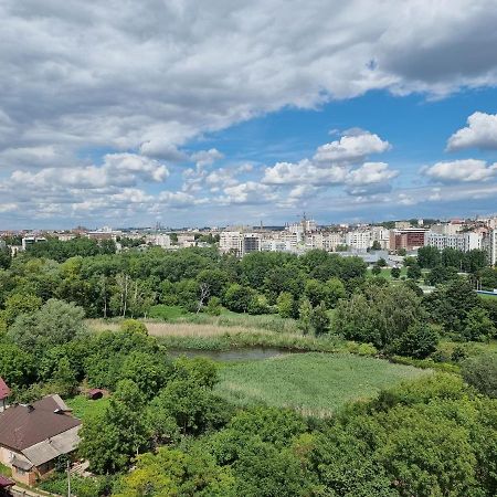 3-х кім. квартира біля центру, WI-fi, VIP Тернопіль Екстер'єр фото